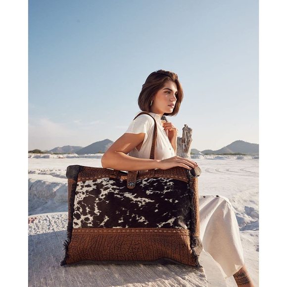 Western Leather Weekender Bag - Cotton & Upcycled Canvas Boho :D - Picture 8 of 8